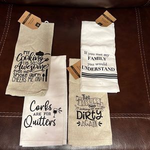 Set of 4 decorative kitchen towels